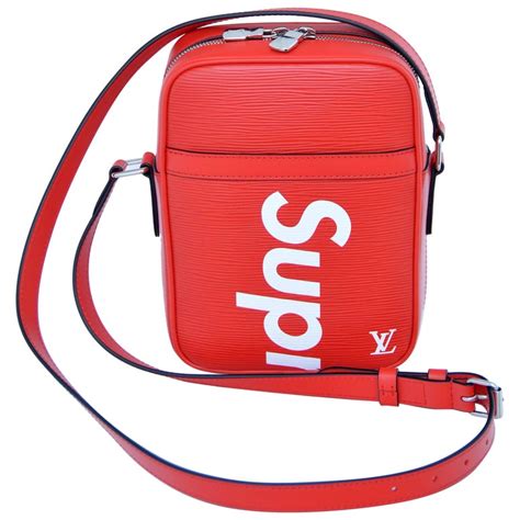 supreme louis vuitton shoulder bag red|louis vuitton x supreme cartera.